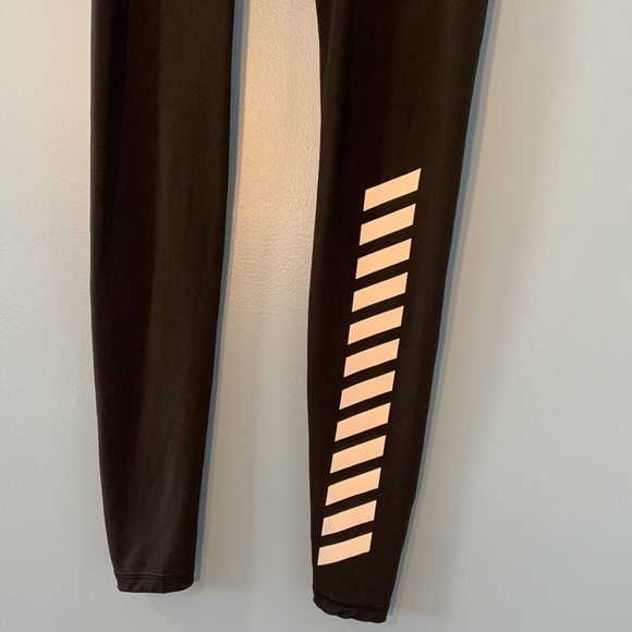 Running spandex with reflectors - Picture 2 of 4